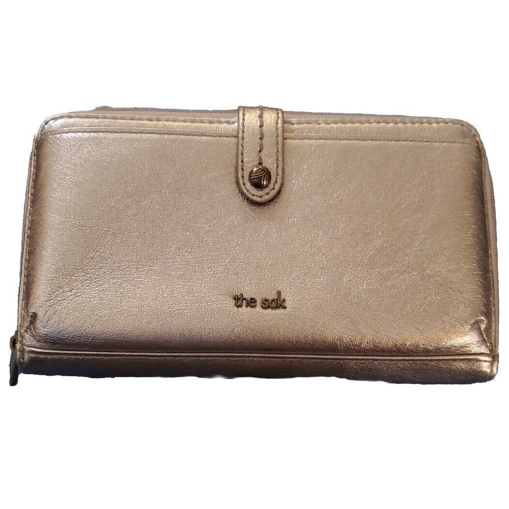 THE SAK Iris Smartphone Convertible Crossbody Wallet Purse Metalic Silver Flaw